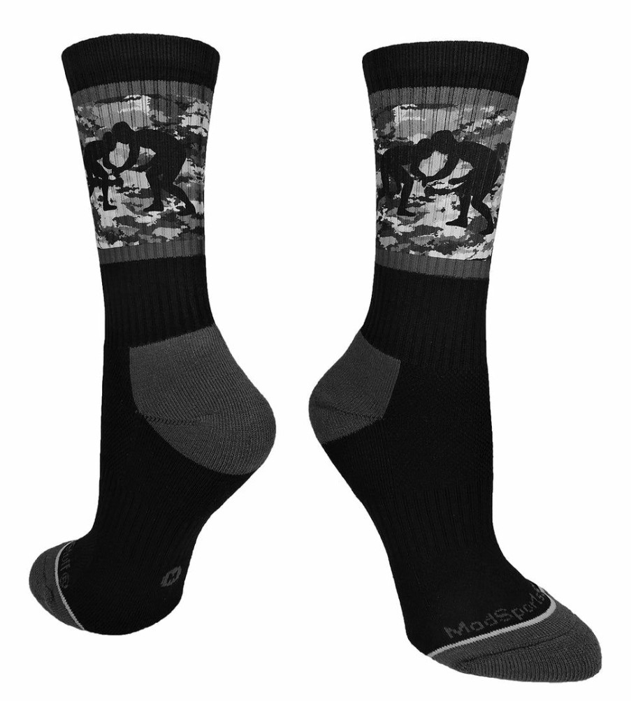 Ncaa Socks * | Discount Madsportsstuff Wrestling Socks Fighting Wrestlers Athletic Crew Socks (Multiple Colors)